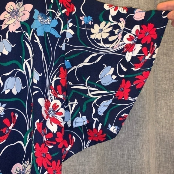 *WOMENS Bobeau large ruffle sleeved top - Picture 2 of 7